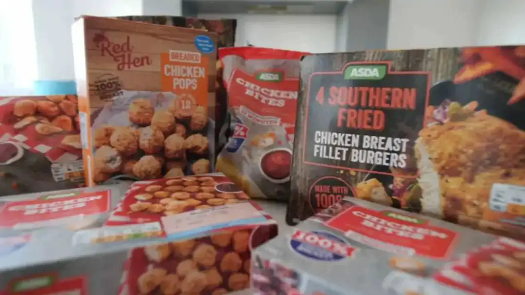 鸡肉安全警告!三家英国超市鸡肉产品或有“超级细菌”风险